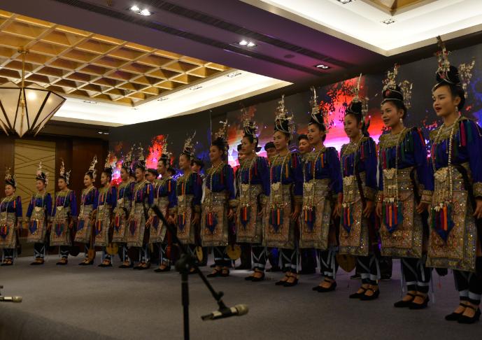 黔东南州市运会凯里游泳冠军_黔南州泳者培训服务有限公司_黔南州游泳队
