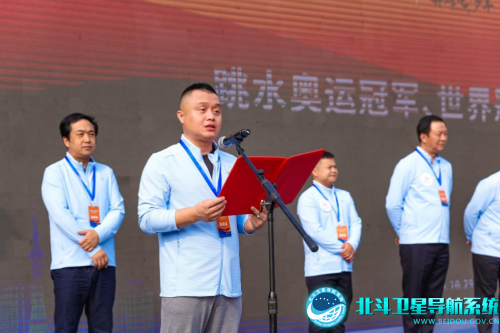 足球颁奖仪式怎么写_足球赛颁奖仪式_学生足球冠军颁奖仪式致辞