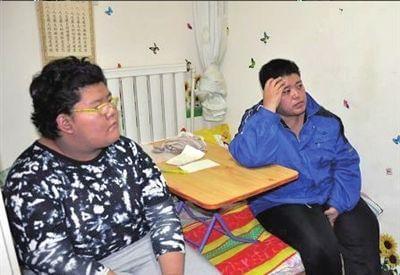 单腿举重奥运冠军_举重冠军单腿_单腿举重冠军