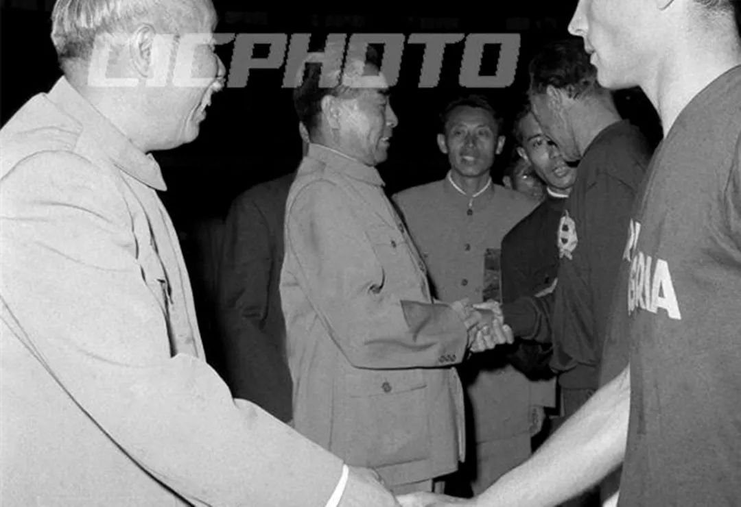 三国足球世界冠军是谁啊_三国足球冠军世界是谁_足坛三国人物